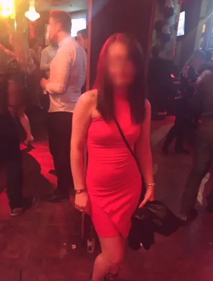 Alexandra, 35 anni
