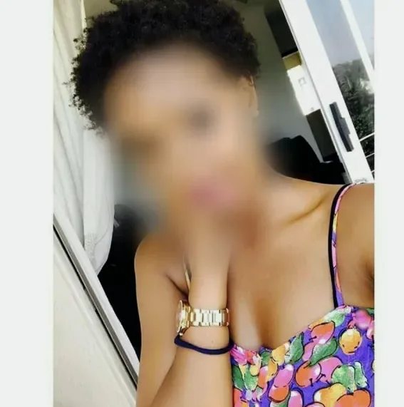 Emanuela, 25 anni